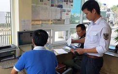 Thanh Hóa: Chặn xe quá tải từ cảng