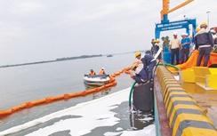 Cảng vụ hàng hải, đường thủy được xử phạt vi phạm về môi trường