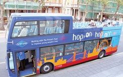 Xe hai tầng, xe thí điểm chở khách du lịch có nhận diện riêng