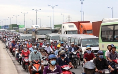 Lấy ý kiến dân việc thu phí ô tô vào nội đô