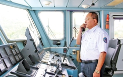 Thuyền trưởng tàu SAR bị ghen vì yêu biển, thương tàu hơn... vợ!