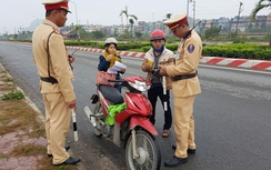 Xe không sang tên chuyển chủ: CSGT khó xử phạt