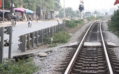 Hà Nội xây dựng lộ trình xóa 385 lối dân sinh qua đường sắt