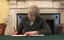 Anh phải làm gì sau khi kích hoạt Brexit?