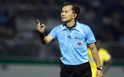 Trọng tài V-League yếu chuyên môn hay thiếu bản lĩnh?
