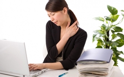 Căn bệnh thời đại mang tên đau vai gáy