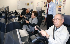 Vì sao tài xế taxi Nhật Bản toàn người già?