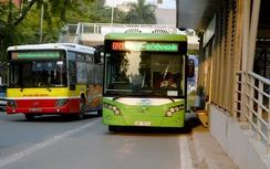 Không có làn riêng, đừng mơ buýt đông khách
