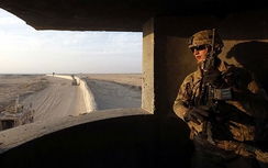 Vũ khí trị giá hơn 1 tỷ USD của Mỹ rơi vào tay IS?