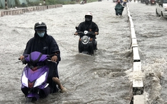 Vì sao TP.HCM cứ mưa là ngập?