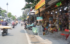 Tái lấn chiếm vỉa hè, lòng đường ở Hà Nội