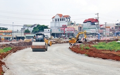 Mặt bằng “cản” tiến độ cầu vượt Dầu Giây
