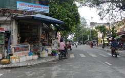 Vỉa hè bị tái chiếm, Hà Nội tính mở phố hàng rong?