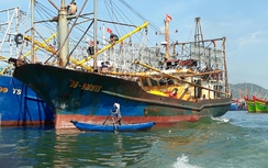 Vụ "tàu thép 67": Nhùng nhằng phương án sửa chữa, ngư dân đuối sức