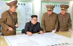 Triều Tiên hoãn phóng tên lửa vào Guam để dò xét Mỹ