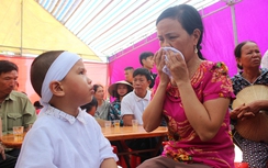 Đau đớn bốn người cùng gia đình thương vong sau TNGT