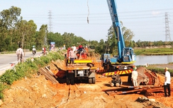 QL1 Quảng Ngãi trễ hẹn về đích vì vướng mặt bằng