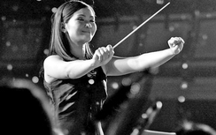 Triển lãm ảnh Nhạc trưởng của nghệ sĩ Nguyễn Đình Toán