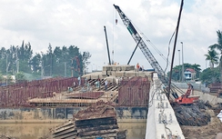 TP.HCM: Cần cơ chế khép kín vành đai 2