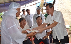 TNGT thảm khốc ở Tây Ninh: Đại tang ở xóm nghèo ven sông Hậu