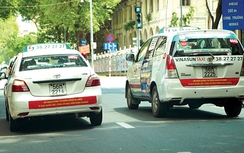 Vì sao taxi truyền thống “bôi xấu” Uber, Grab?