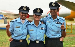 Ba bóng hồng lái máy bay chiến đấu đầu tiên của Ấn Độ