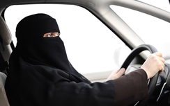 Hàn Quốc tham vọng bán hàng triệu xe cho phụ nữ Saudi Arabia