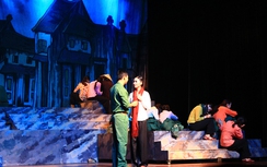 Khi phê bình sân khấu chỉ “ngậm miệng ăn tiền”