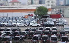 Xe nhập khẩu dưới 9 chỗ giảm mạnh