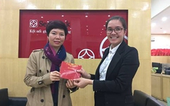 SeABank trao thưởng cho chủ thẻ SeALady