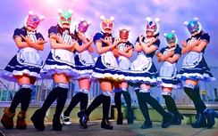 Nhóm nhạc nữ chuyên cổ súy tiền ảo ở Nhật