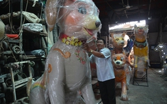 Bật mí về “gia đình khuyển” đường hoa Nguyễn Huệ