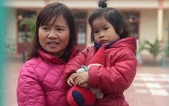 Phận đời éo le của 2 chị em mồ côi