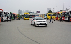 Hà Nội: Bến xe “căng mình” phục vụ Tết