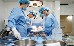 Chuyện những người “vá” tim cho trẻ