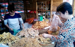 Săn đồ độc, lạ giá “cắt cổ” đón Tết