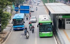 Những chuyện thú vị khi đi buýt nhanh BRT