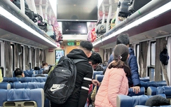 Khách hài lòng đi tàu “5 sao” dịp Tết