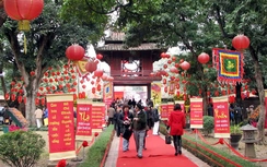 Ngày thơ Việt Nam 2018 có còn cảnh “chợ” thơ?