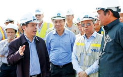 “Chạy nước rút” thông tuyến cao tốc xuyên miền Trung