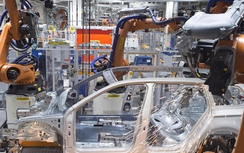 Ông Trump dọa áp thuế với ô tô châu Âu vào Mỹ