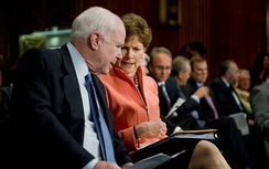 2 Thượng nghị sỹ Mỹ phản đối đánh thuế cao cá của Việt Nam