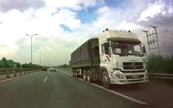 Báo động xe chạy ngược chiều trên cao tốc