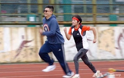 Cụ bà 81 tuổi vẫn chạy 7km, chơi tennis, đạp xe hàng ngày