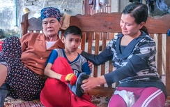 Ân tình giúp việc 11 năm nuôi con thay chủ đi tù