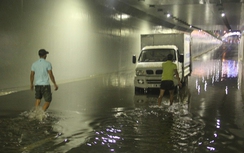 Đà Nẵng trị hầm chui trăm tỷ hễ mưa là ngập