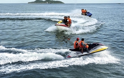 Cấp bách phòng ngừa tai nạn mô tô nước, lướt ván