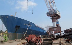 Doanh nghiệp đóng tàu chật vật tái cơ cấu
