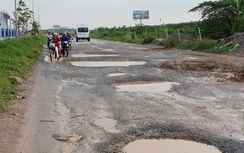 Đường gom cao tốc Hà Nội - Bắc Giang hóa ruộng cày