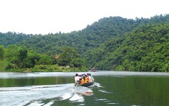 Đến đại ngàn Pù Mát, thăm tộc người ngủ ngồi